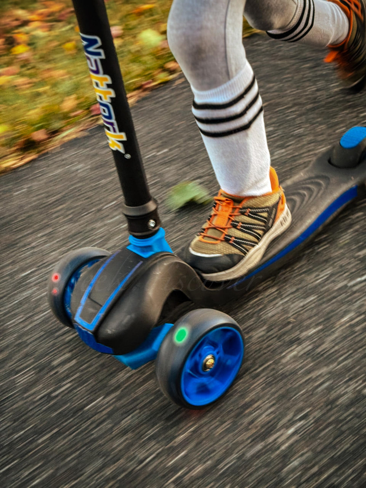 Kids 3-Wheel Foldable Kick Scooter E11059